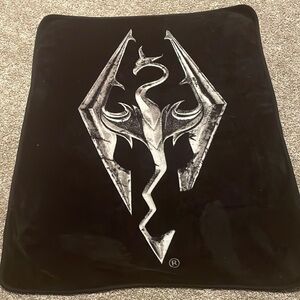 Just Funky Skyrim Collectibles Skyrim Dragon Emblem Fleece Throw
